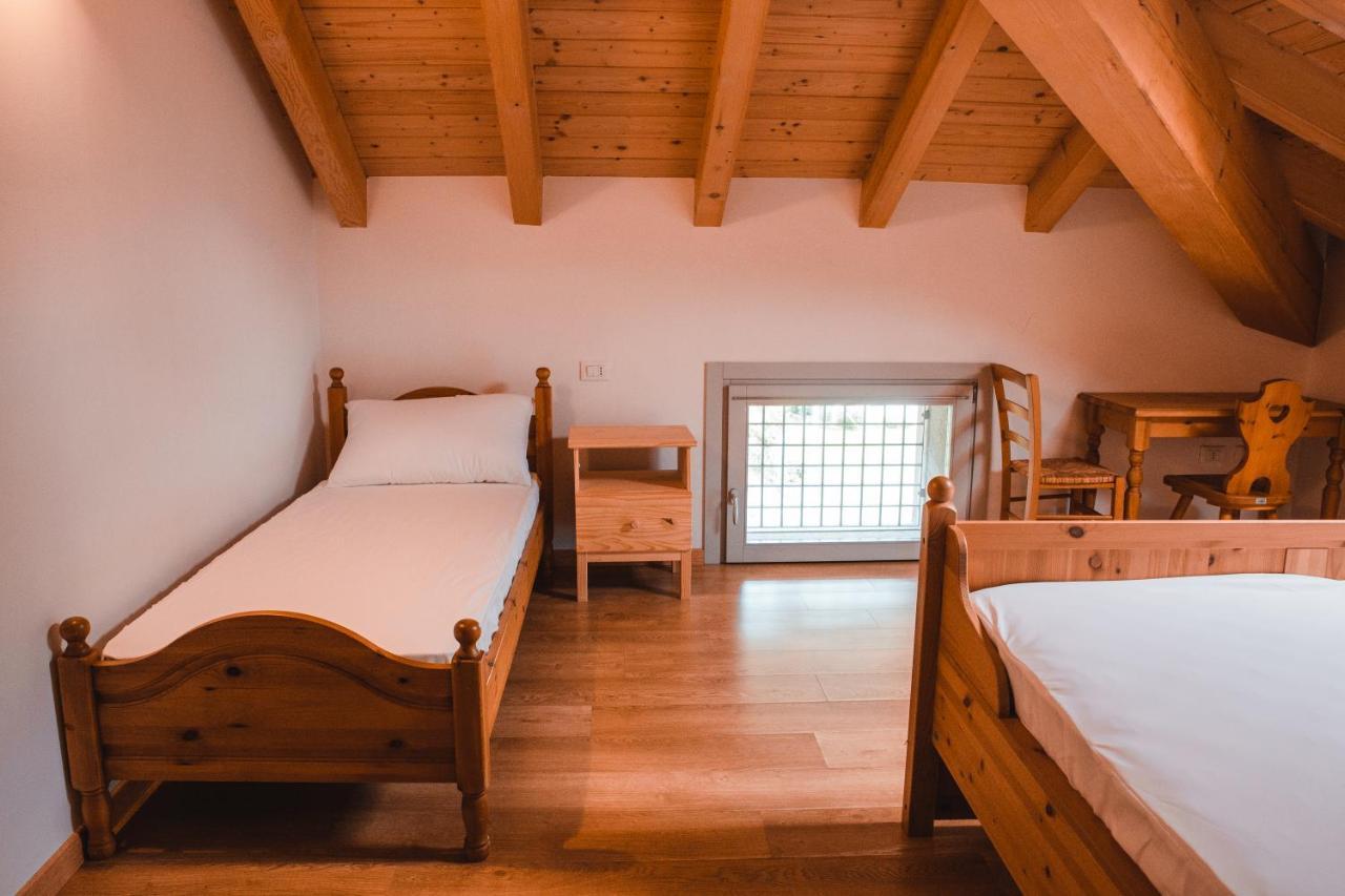 بيت شباب Casa Del Parco Adamello Cevo المظهر الخارجي الصورة