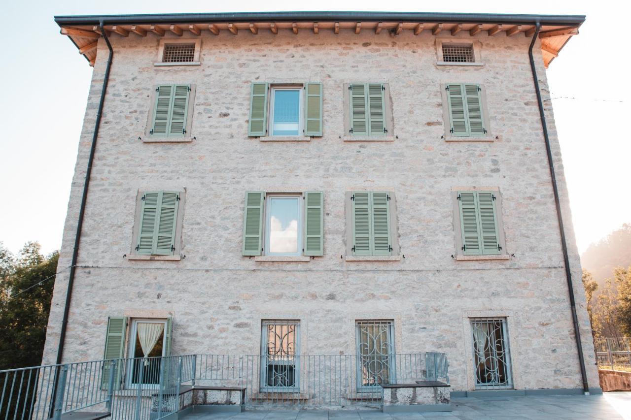 بيت شباب Casa Del Parco Adamello Cevo المظهر الخارجي الصورة